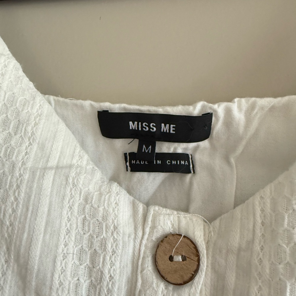 Miss Me White Buttoned Peplum Camisole - Picture 2 of 4